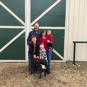 Meet your Posher, Dayna